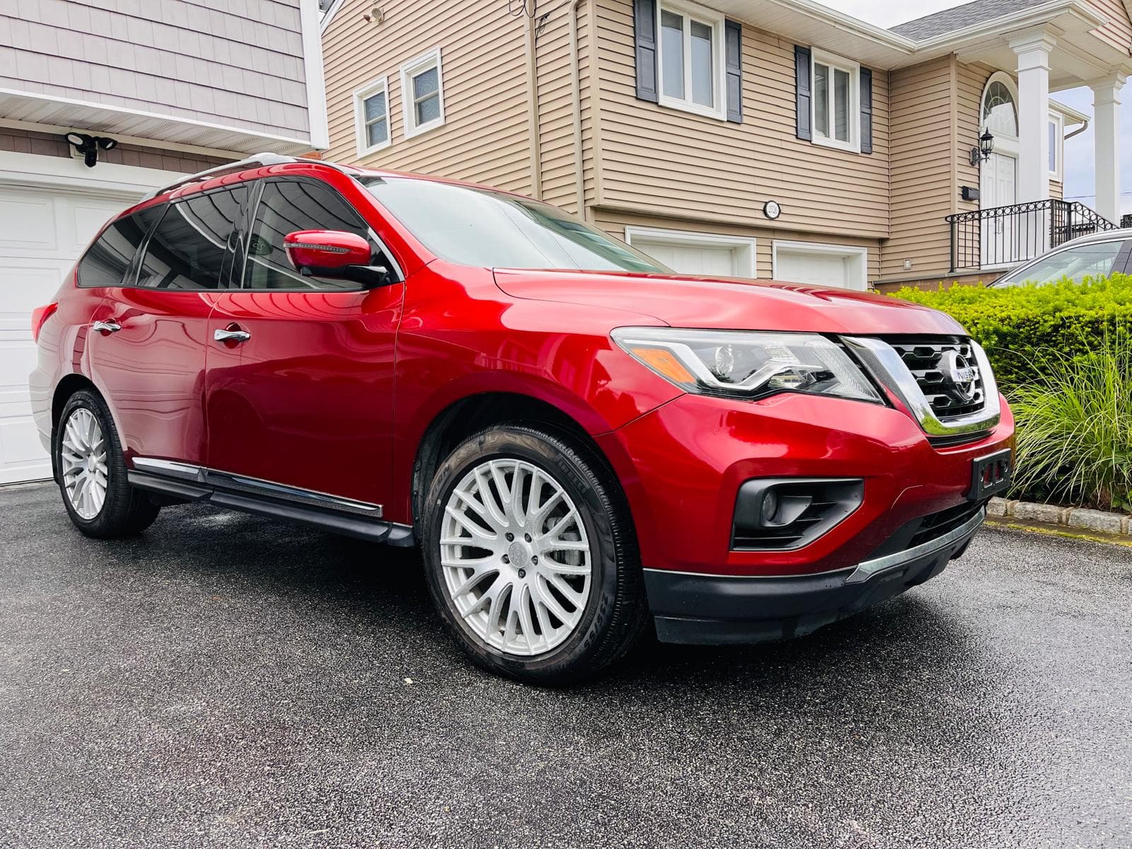 2019 Nissan Pathfinder Platinum